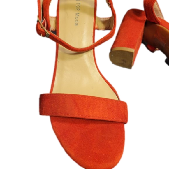TOP MODA RED Thick High Heels - NWOT - Picture 4 of 10